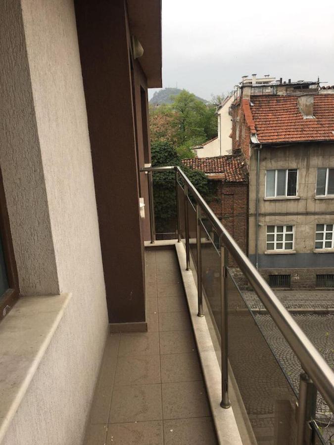 Golden View Of Apartment *